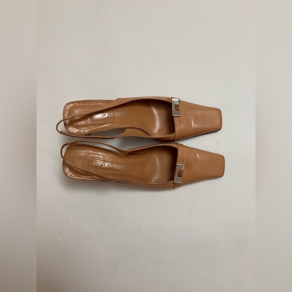 VINTAGE SERGIO ROSSI tan sling back pumps - Picture 2 of 6